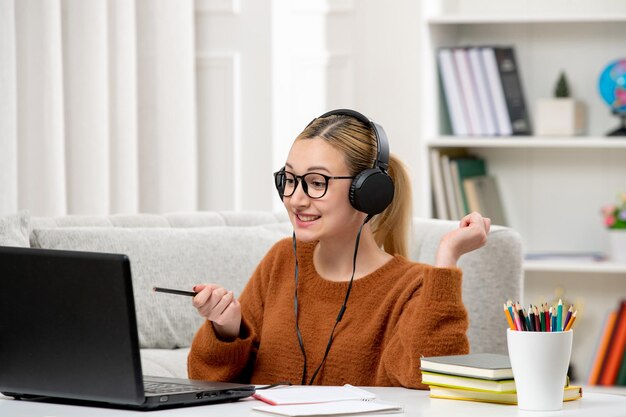 Zalety i możliwości nauki języka hiszpańskiego online – przewodnik dla początkujących